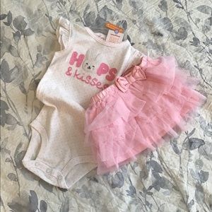 🎁NWT Easter Onesie and Tutu! 9M